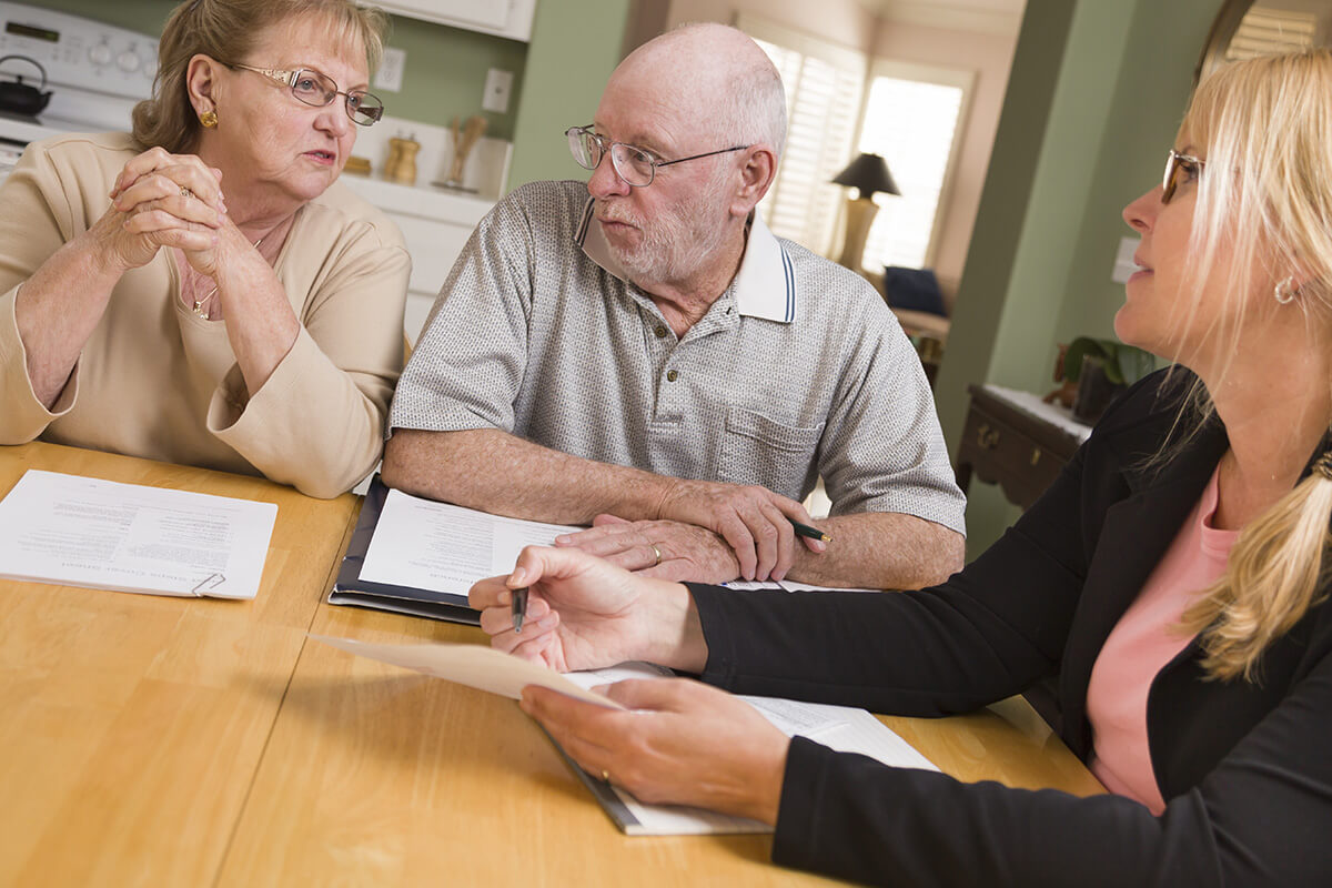 sca-elder-couple-consultation